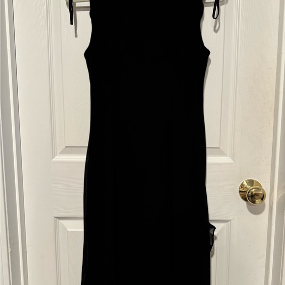 Robbie Bee Black Sleeveless Evening Dress Size 8 Knee Length Pullover - Picture 5 of 6